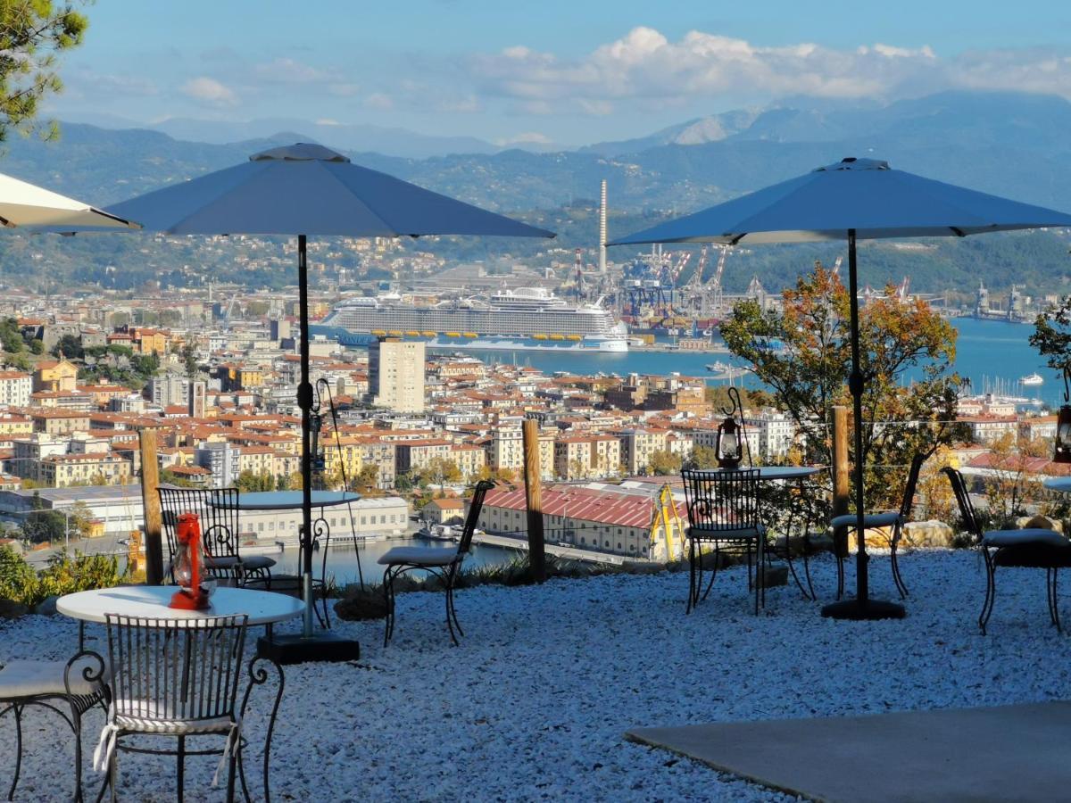 Agriturismo Belvedere 9 ลาสเปเซีย ภายนอก รูปภาพ