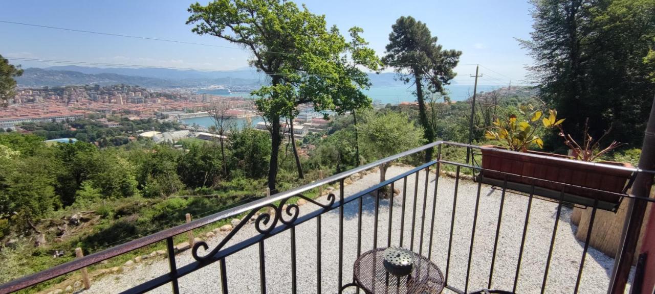 Agriturismo Belvedere 9 ลาสเปเซีย ภายนอก รูปภาพ